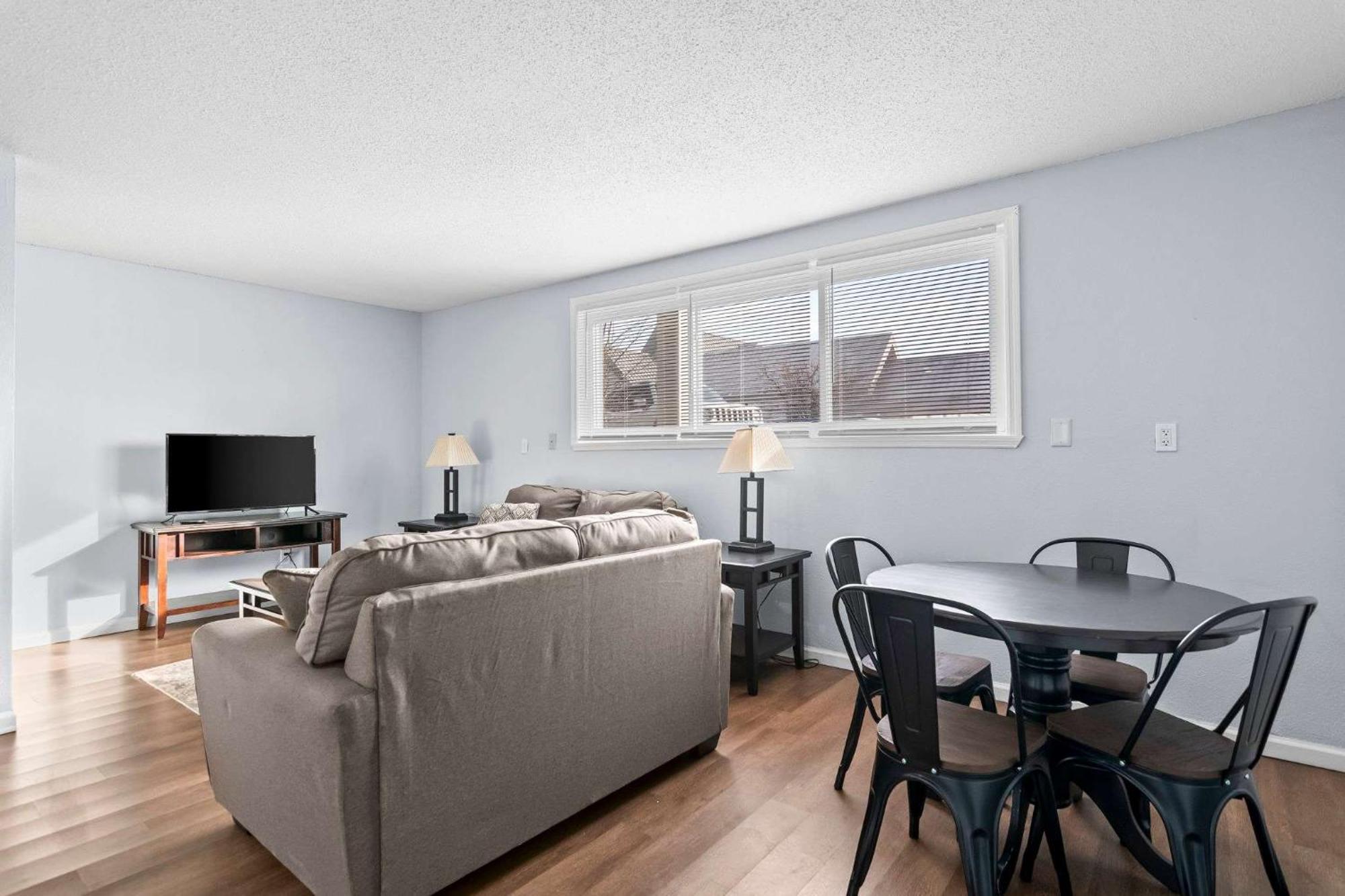 Beautiful And Cozy Unit In Springfield-B4 Daire Dış mekan fotoğraf